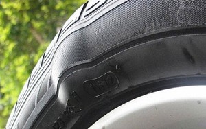 Dấu hiệu cảnh báo lốp xe của bạn có vấn đề