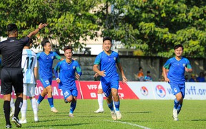 Con trai Quang Hải liên tục tạo "mưa bàn thắng" ở giải U17 quốc gia