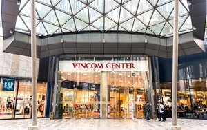 Nóng: Vingroup thoái vốn Vincom Retail
