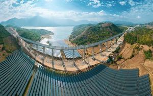 Tuyến cao tốc gần 9.000 tỷ dài chưa đến 80km nhưng có tới 34 cây cầu và hầm xuyên núi hàng đầu Việt Nam