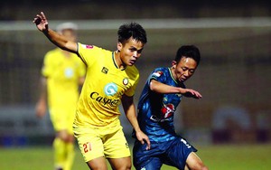 Kịch bản nào cho V-League?