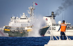 Việt Nam lên tiếng vụ tàu Trung Quốc và Philippines va chạm ở Bãi Cỏ Mây