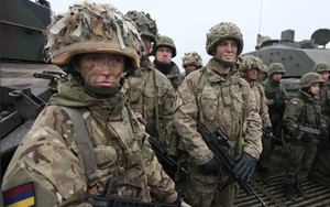 Telegragh: Quân đội Anh không thể đối đầu với Nga quá 2 tháng