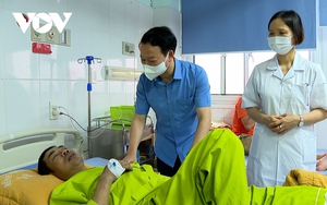 Ba công nhân bị thương trong vụ tai nạn ở Yên Bái đang được điều trị tích cực