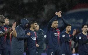Hàng thủ mắc lỗi ngớ ngẩn, PSG bỏ lỡ cơ hội đăng quang sớm tại Ligue 1