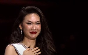 Hoa hậu Bùi Quỳnh Hoa xác nhận bị đuổi học