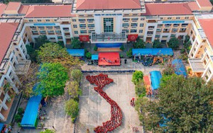 Ngôi trường lần đầu tiên có cầu truyền hình Olympia: Nằm lọt thỏm giữa "thành phố ngủ ngon nhất Việt Nam", thành tích dài cả trang