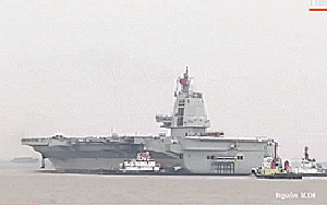 Tàu sân bay "khủng" nhất của Trung Quốc lần đầu ra biển thử nghiệm