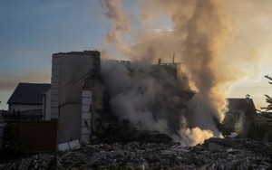 Nga đánh mạnh Kharkov, Ukraine nói 'chưa mất một tấc đất'