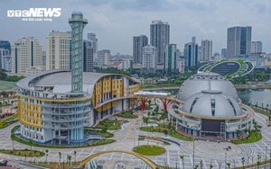 Ngắm từ trên cao Cung Thiếu nhi hơn 1.300 tỷ đồng được ví như "viên ngọc ven hồ"