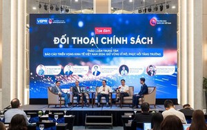 GS-TS Hoàng Văn Cường: Việc đấu thầu còn là tác nhân đẩy giá vàng lên cao hơn
