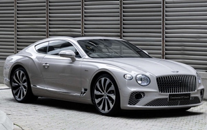 Chiêm ngưỡng Bentley Continental GT Azure giá 16 tỷ đồng