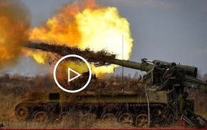 Khoảnh khắc pháo binh Nga oanh tạc mục tiêu ở Ukraine