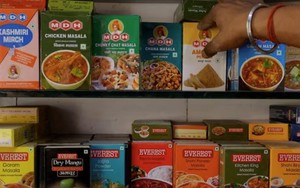 Ấn Độ kiểm tra toàn bộ cơ sở gia vị sau vụ phát hiện chất gây ung thư trong bột cà ri