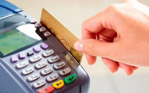 Bốn trường hợp bị phong tỏa tài khoản thanh toán từ 1/7/2024