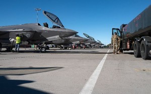 Vì sao phải tạm dừng giao chiến đấu cơ F-35 cho quân đội Mỹ?