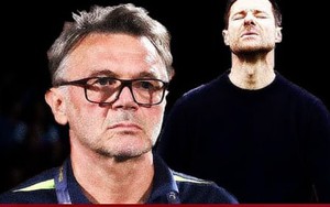 Kỷ lục bất khả chiến bại: Bayer Leverkusen thua xa đội cũ của HLV Troussier