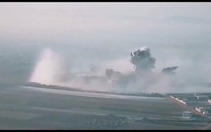 Nga thả ‘siêu bom’ vào Kharkov tạo cột khói hình nấm khổng lồ