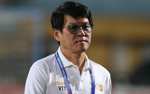 HLV Vũ Tiến Thành: "CLB LPBank HAGL cứ đá như thời Kiatisuk thì không thắng được"
