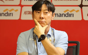 HLV Shin Tae-yong xin CĐV Indonesia ngừng chỉ trích: “Chúng tôi hết đường lùi rồi”