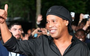 Thực hư vụ Ronaldinho gây sốc, chê bai tuyển Brazil thậm tệ