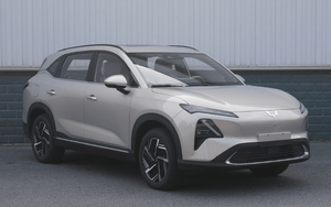 Wuling nhá hàng SUV mới giá quy đổi chỉ 360 triệu đồng: Ngang cỡ CR-V, có cả xăng và điện, ‘uống’ chưa đến 5 lít/100km