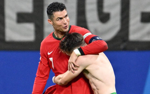 Ronaldo kém duyên, tuyển Bồ Đào Nha hú vía trước đội bóng quê ngoại Filip Nguyễn