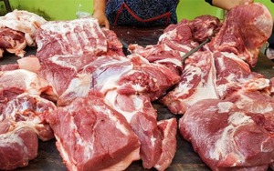 Thịt lợn có những đặc điểm này, dù rẻ cũng không nên mua