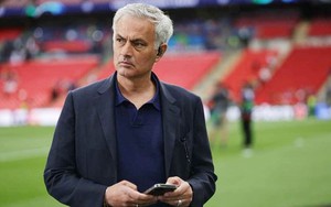 Fenerbahce công bố Jose Mourinho là HLV mới