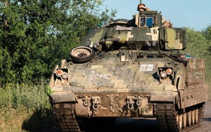 Lỗ hổng bất ngờ trên M2 Bradley khiến thiết giáp của Mỹ dễ dàng bị 'xé nát'