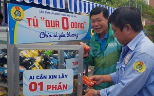 Chiếc tủ thần kỳ của lao động nghèo: Ai có thì tặng, ai cần thì lấy