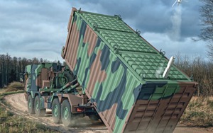 Phóng ra cả đàn UAV, chiếc "container bí ẩn" này sẽ là vũ khí làm đảo lộn chiến trường?