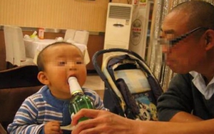 4 kiểu trêu chọc trẻ của người lớn tưởng vô hại mà "hại không tưởng"