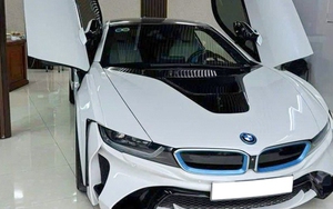 Hàng 'hot' một thời BMW i8 giá chỉ còn chưa đến 3 tỷ: Đã độ nhiều chi tiết, người bán cam kết 'bốn không'