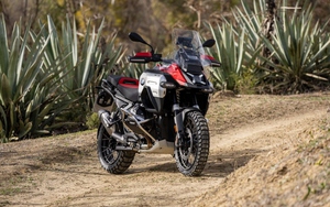 Chiêm ngưỡng BMW R 1300 GS Adventure 2025