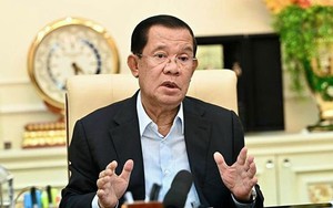 Ông Hun Sen yêu cầu bắn pháo hoa trên cả nước khi động thổ dự án Funan Techo