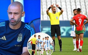 HLV Argentina: 'Đây là trò hề lớn nhất tôi từng thấy trong đời'
