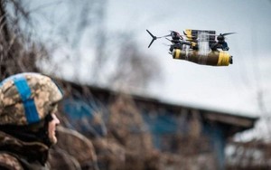 FPV Ukraine múa gậy trên không đánh ZALA
