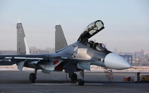 Tuyên bố tiêm kích Su-30 bắt đầu sử dụng động cơ của Su-35