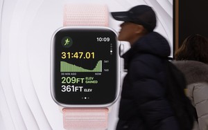 Apple Watch Series 10 vẫn trông giống hệt Series 9: Chẳng hiểu Apple cải tiến gì vậy?