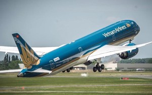Vì sao cổ phiếu Vietnam Airlines vẫn chưa bị hủy niêm yết?