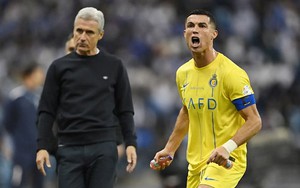 Đội bóng của Ronaldo lại sa thải HLV