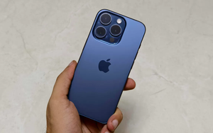 "Tôi đã dùng iPhone 15 Pro suốt 1 năm qua mà không đeo ốp lưng": Kết quả như này đúng là không ai ngờ