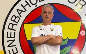 Tuyển Việt Nam có cơ hội đối đầu học trò cưng của Jose Mourinho