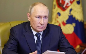 Tổng thống Nga Putin yêu cầu sửa học thuyết hạt nhân