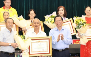 TP HCM: Khó tránh việc bí thư, chủ tịch phường "xuống chức" sau sắp xếp