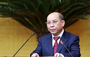 Thủ tướng phê chuẩn Chủ tịch UBND tỉnh Hòa Bình