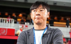Hà Nội FC thua sốc, cổ động viên đòi mời HLV Shin Tae-yong