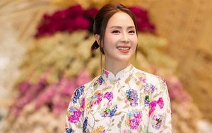 Diễn viên Hồng Diễm khoe sắc vóc quyến rũ vạn người mê ở tuổi 41