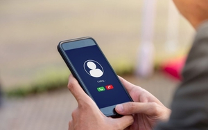 Cách phát hiện máy nghe lén trong phòng